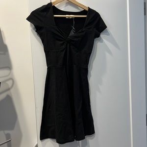 BNWT BLACK HOLLISTER SKATER DRESS - XS